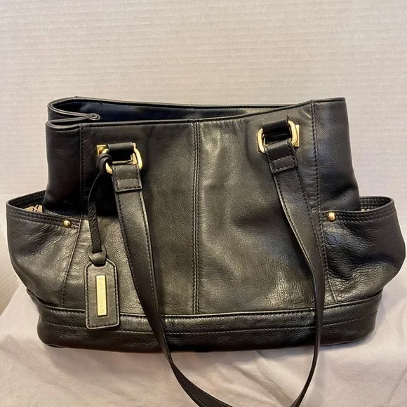 Tignanello Black Genuine Italian Leather Purse - Picture 1 of 9